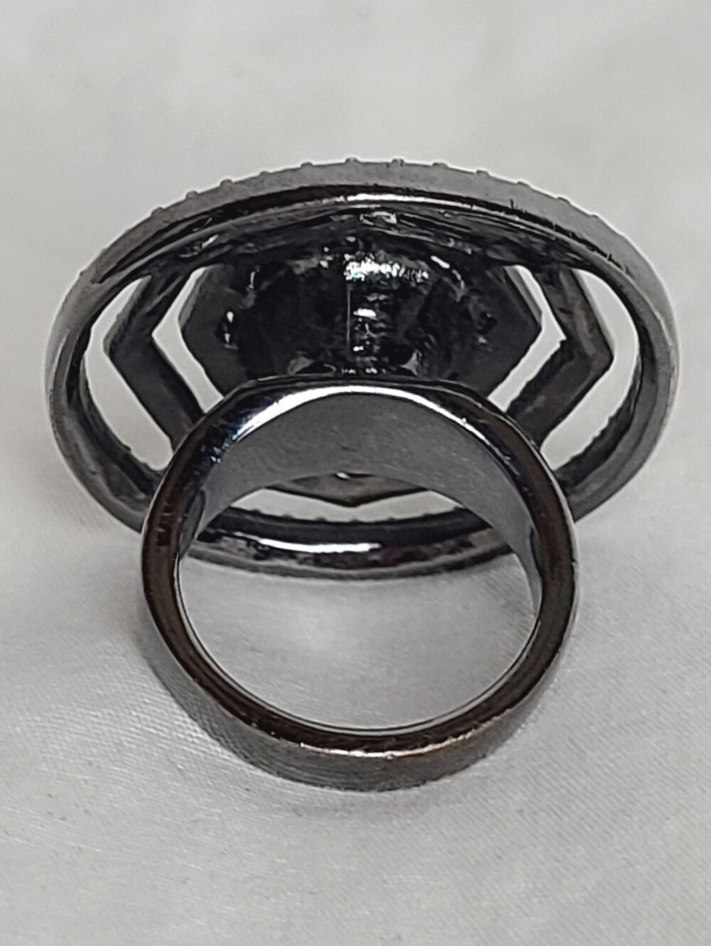 Givenchy Spider Web Statement Ring - Picture 3 of 6